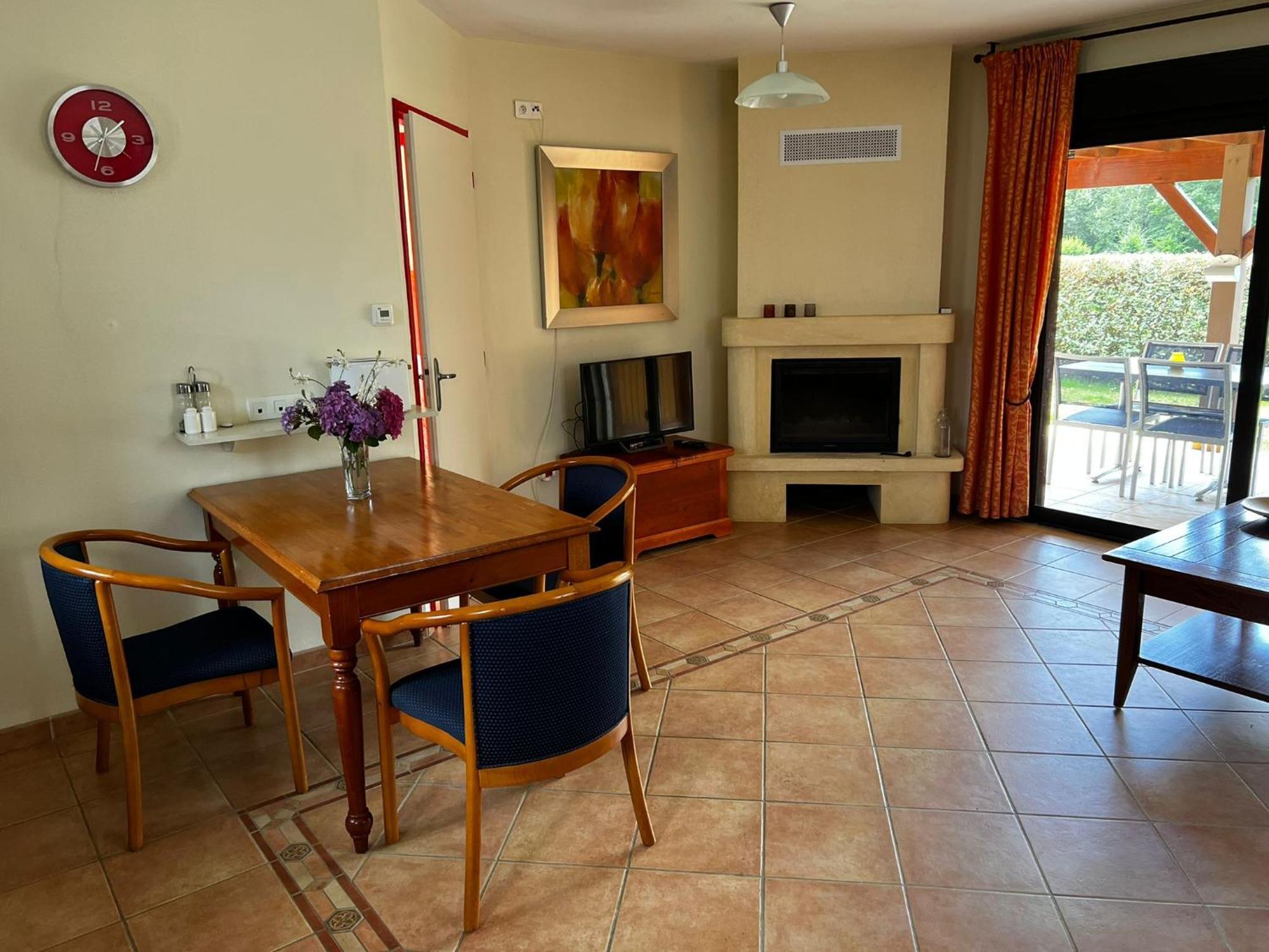 Maison Hyacinthe Of Tournesol Geniet In Luxe 卡斯泰尔诺拉沙佩尔 外观 照片